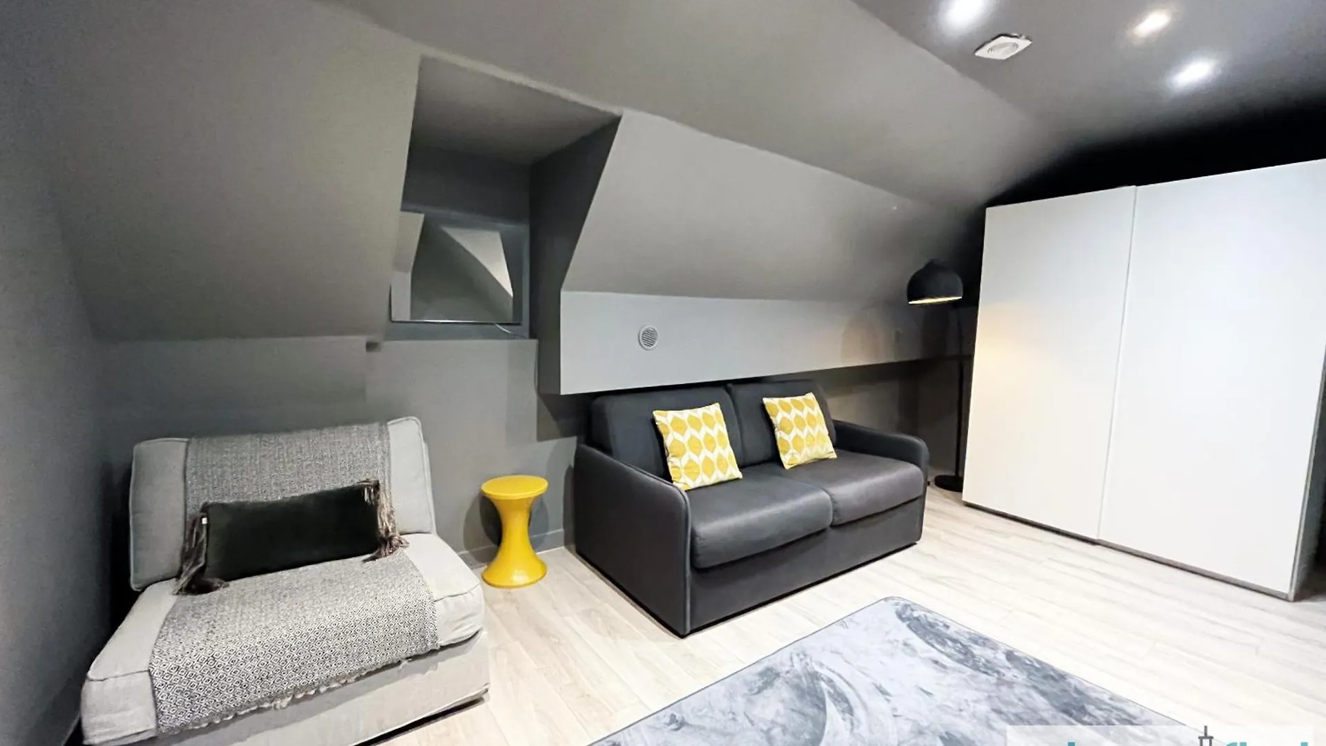 05 - Parisian Design Loft Apartamento