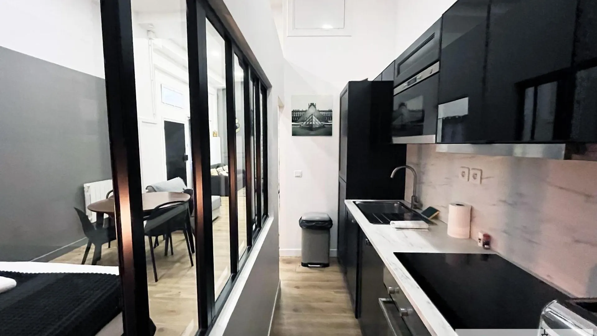 05 - Parisian Design Loft