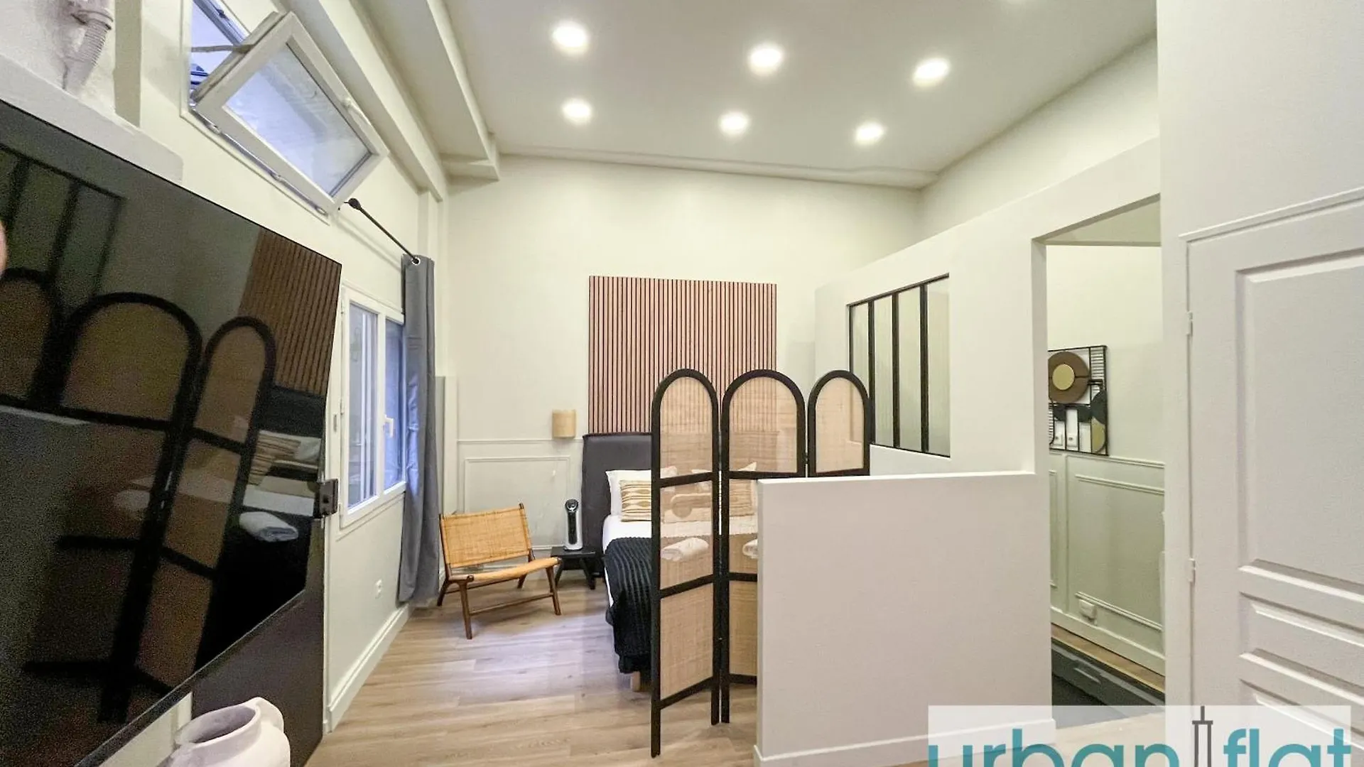 05 - Parisian Design Loft Apartment Paris