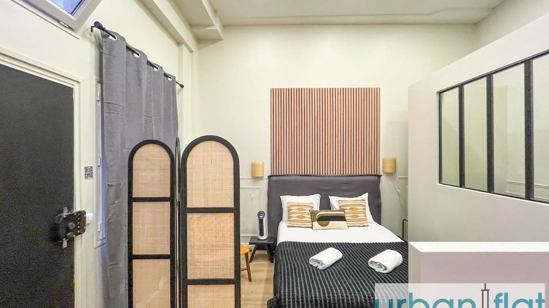 05 - Parisian Design Loft Apartment Paris