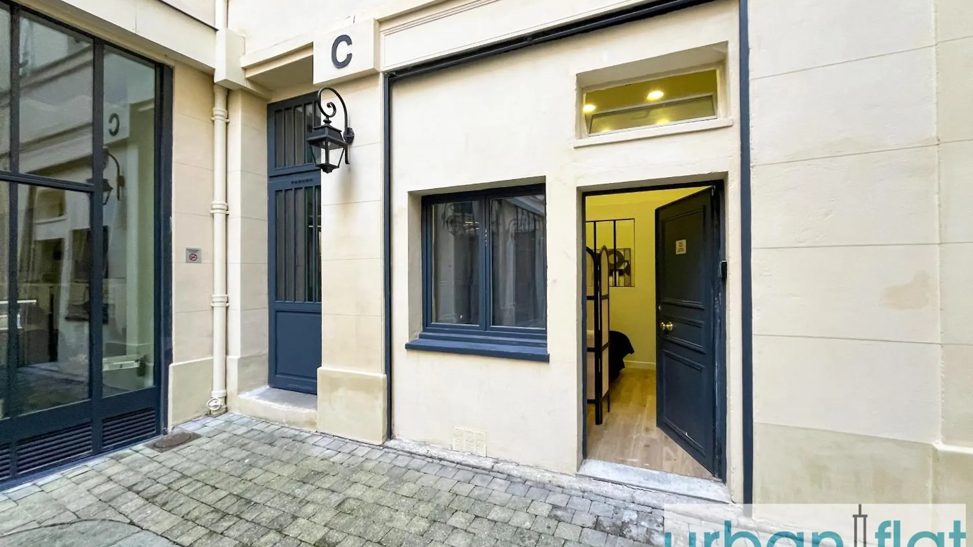 Apartment 05 - Parisian Design Loft Paris